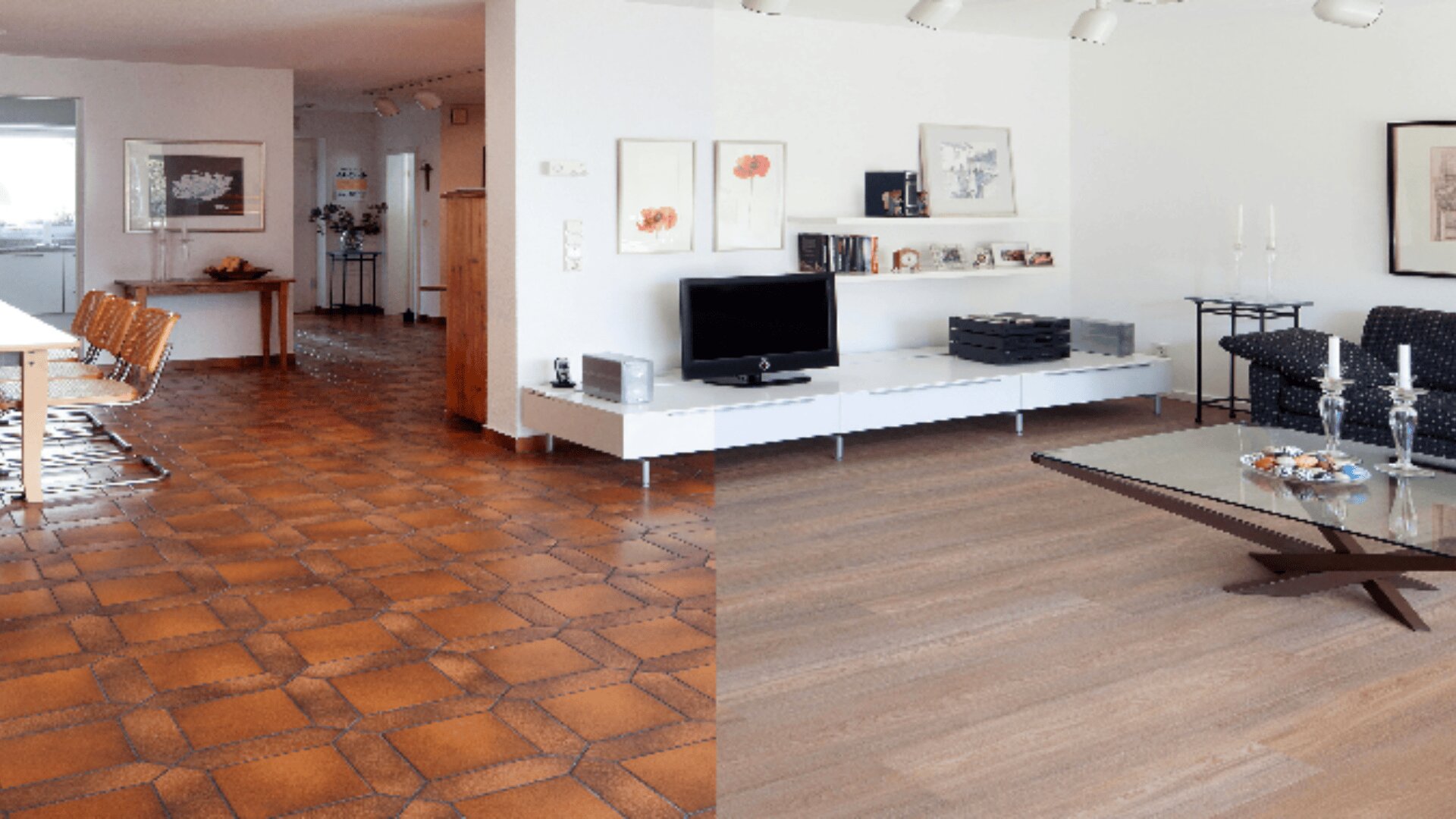 Ein in der Mitte geteiltes Wohnzimmer, das auf der einen Seite mit braunen Fliesen und auf der anderen Seite mit einem hellen Holzfußboden ausgestattet ist, zeigt eine Vorher-Nachher-Renovierung. Beide Varianten sind mit modernen Möbeln eingerichtet.