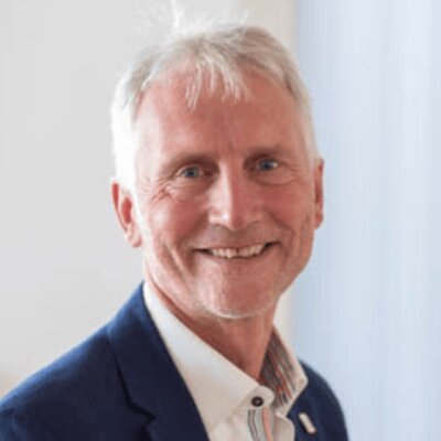 Dr. Roland Falk